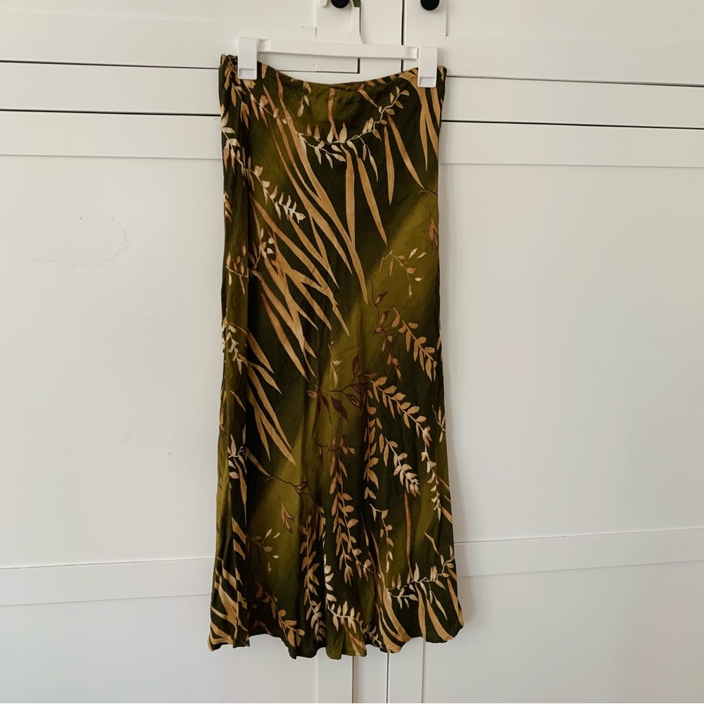 Salaam Green Animal Print Floral Midi Skirt Size Small/ Medium